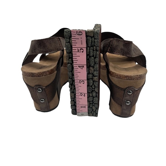 Pierre Dumas Hester Brown Platform Wedge Sandals Size 6 1/2 Women’s - Picture 8 of 9